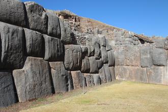 Sacsayhuaman showing masonry