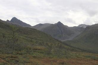 Looking back as we start up Flobjørn