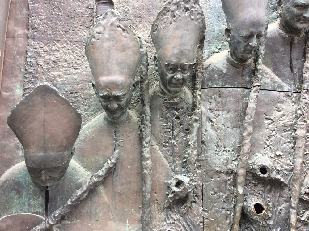 Wall frieze